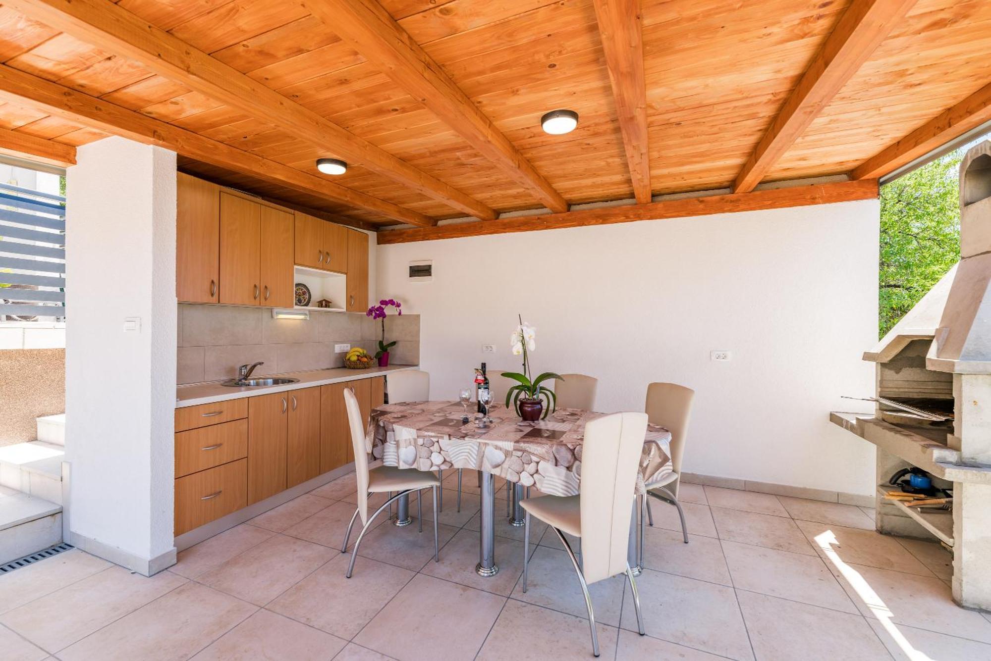Apartmani Katica Povile Extérieur photo