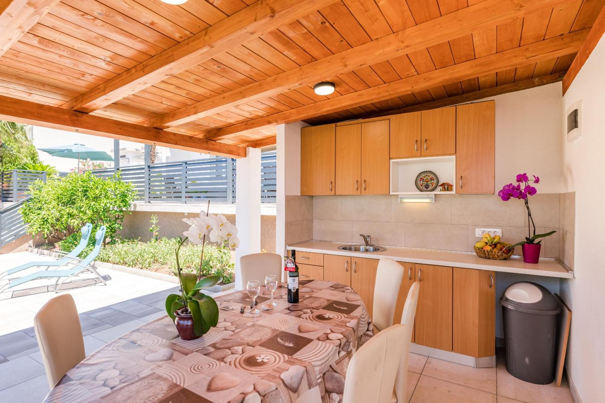 Apartmani Katica Povile Extérieur photo